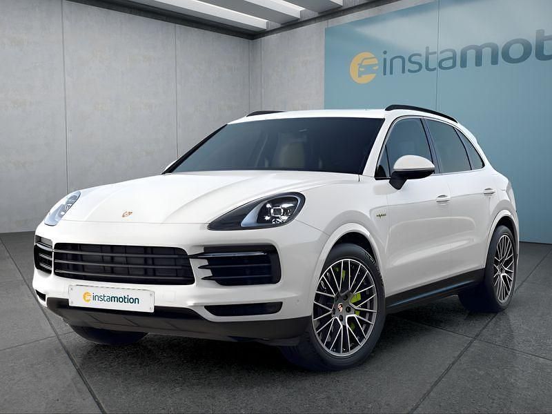 Weiß Gebraucht 2022 Porsche Cayenne SUV | 93.299 € (Fairer Preis) - Bild 1/4