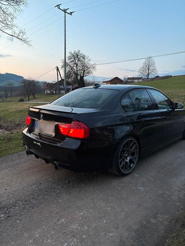 Gebraucht BMW 335 Performance 306 PS (225 kW) 2008 Schwarz Limousine