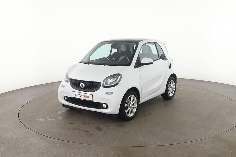 Weiß Gebraucht 2016 Smart ForTwo Coupé Passion Kleinwagen | 9.400 € (Guter Preis) - Bild 1/3