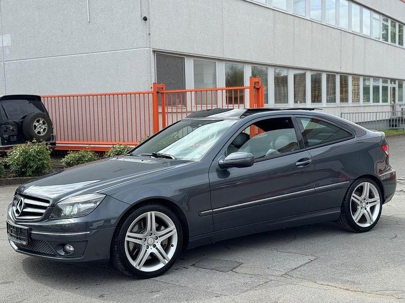 Gebraucht Mercedes CLC350 272 PS (200 kW) 2009 Grau Kleinwagen
