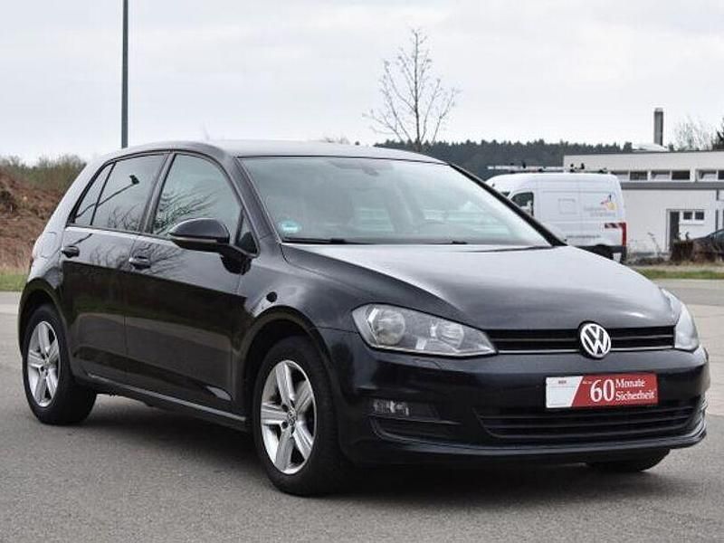 Gebraucht VW Golf VII 105 PS (77 kW) 2013 Schwarz Limousine