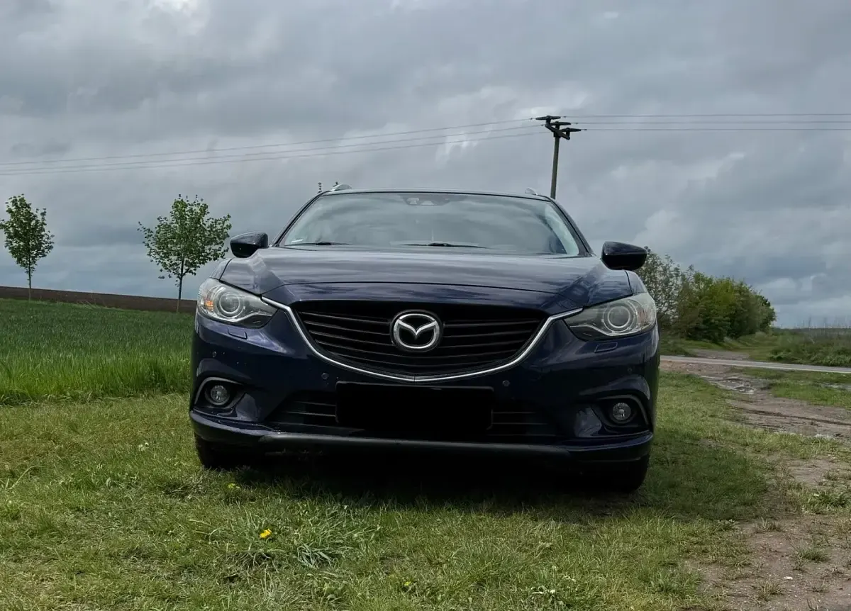 Gebraucht Mazda 6 Center-Line 165 PS (121 kW) 2013 Blau Kombi