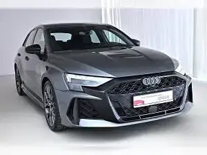 Gebraucht Audi RS3 400 PS (294 kW) 2025 Grau (daytonagrau perleffekt) Limousine
