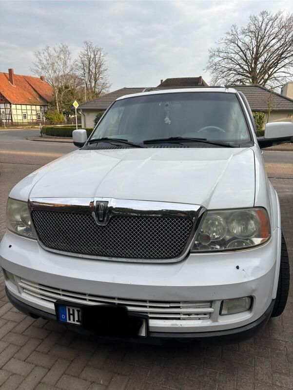 Weiß Gebraucht 2008 Ford Lincoln Van / Kleinbus | 13.000 € - Bild 1/4