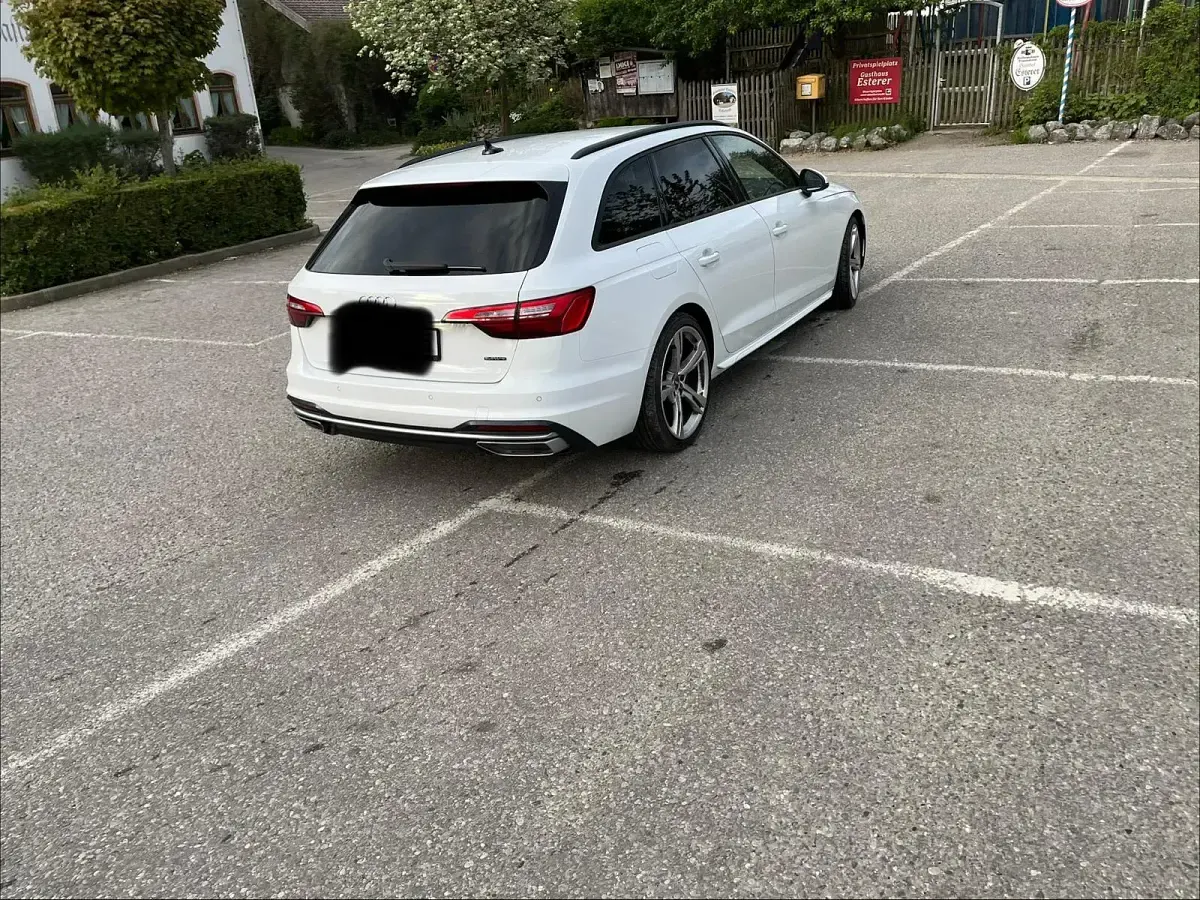 Gebraucht Audi A4 Advanced 286 PS (210 kW) 2021 Weiß Kombi