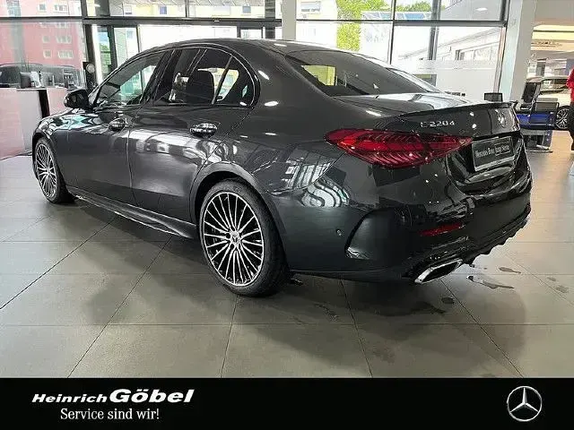 Gebraucht Mercedes C220 AMG line 197 PS (144 kW) 2026