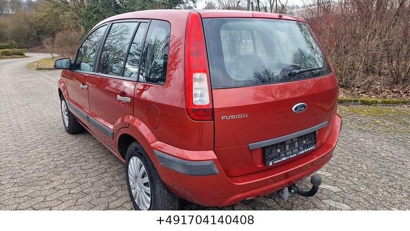 Gebraucht Ford Fusion Style 80 PS (58 kW) 2009 Rot Kleinwagen