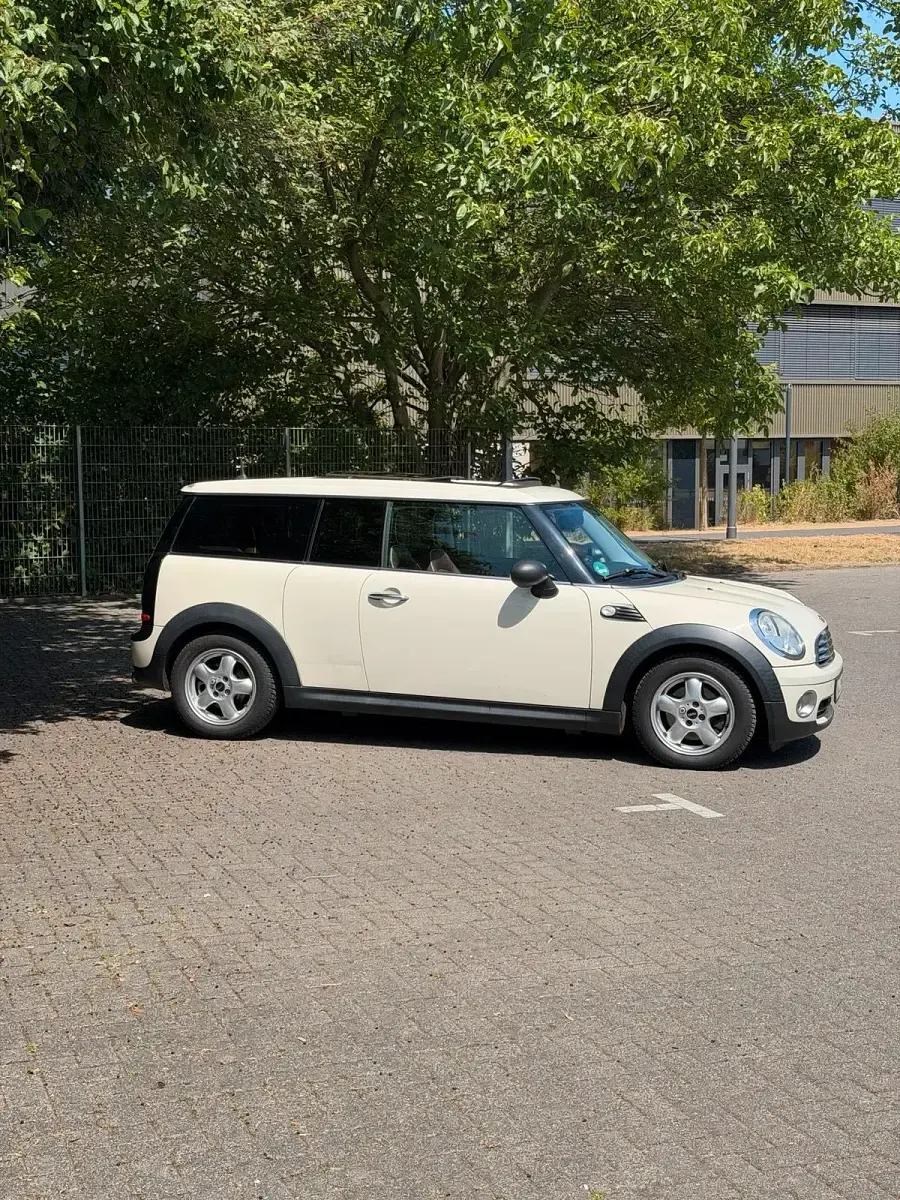 Gebraucht Mini Clubman 105 PS (77 kW) 2010 Weiß Kombi