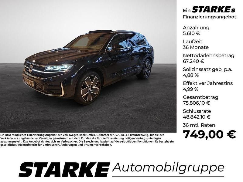 Schwarz (grenadillschwarz metallic) Gebraucht 2024 VW Touareg R-line SUV | 71.950 € (Teuer) - Bild 1/4