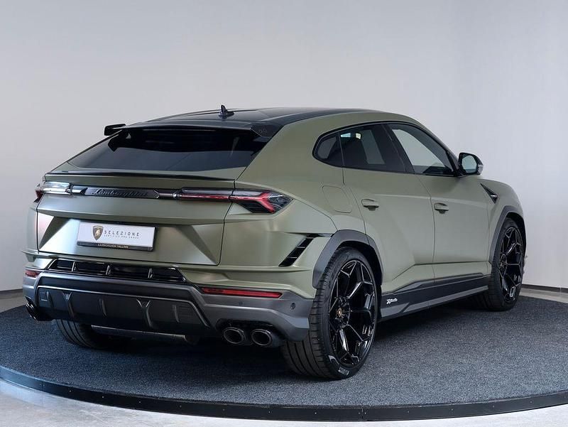 Second-hand Lamborghini Urus 666 CP (489 kW) 2024 Verde SUV