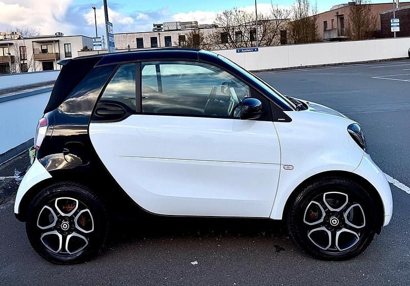 Gebraucht Smart ForTwo Cabrio 71 PS (52 kW) 2016 Weiß Cabrio