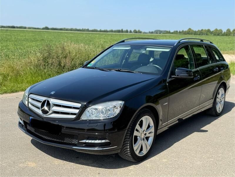 Schwarz Gebraucht 2010 Mercedes C180 Kombi | 12.900 € - Bild 1/4