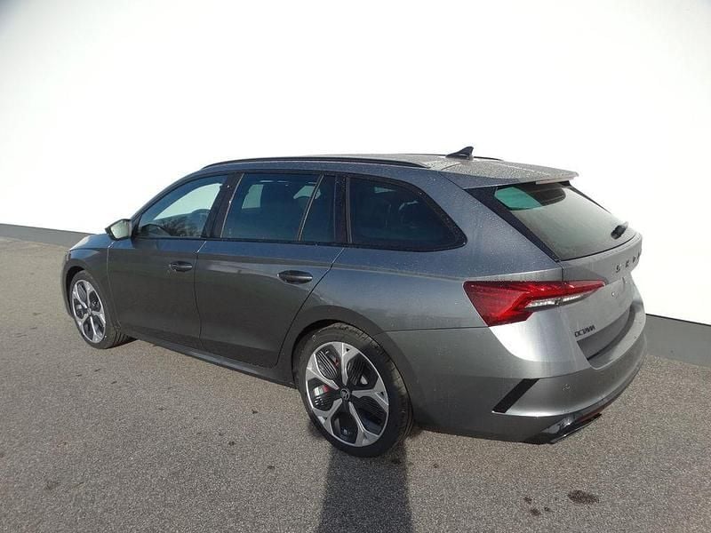 Neu Skoda Octavia RS 265 PS (194 kW) 2026 Grau Limousine