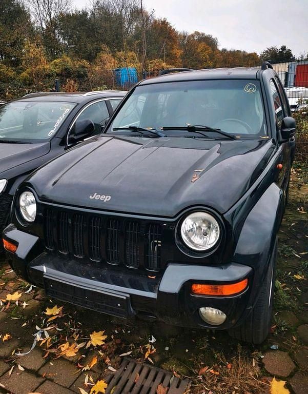 Schwarz Gebraucht 2004 Jeep Cherokee Limited SUV | 3.333 € (Superpreis) - Bild 1/4