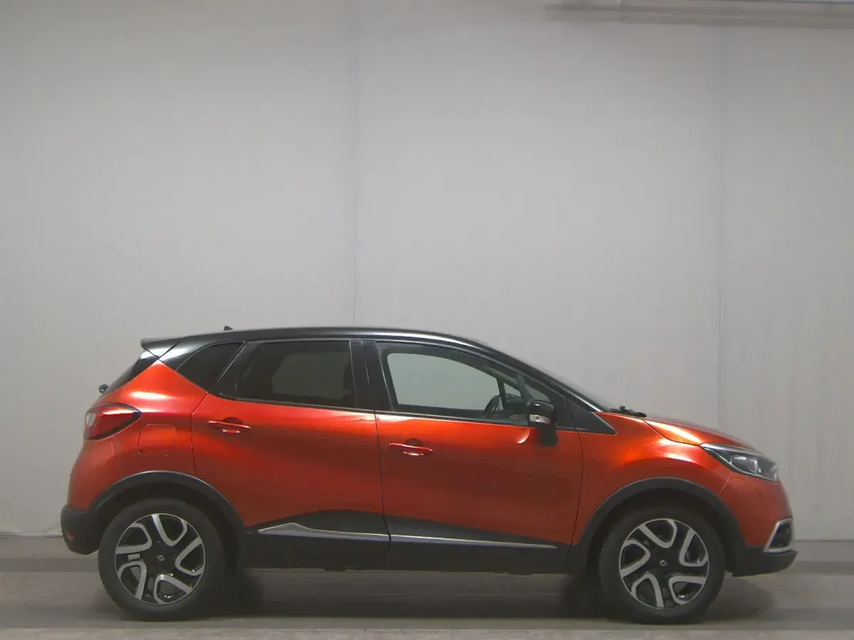 Usata Renault Captur 90 CV (66 kW) 2014 Rosso SUV