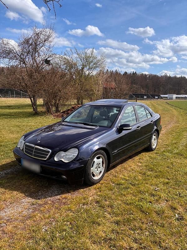 Gebraucht Mercedes C200 163 PS (119 kW) 2000 Blau Limousine