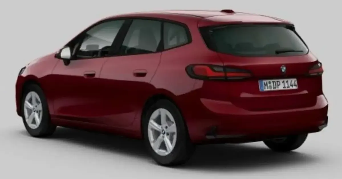 Gebraucht BMW 223 Active Tourer 218 PS (160 kW) 2023 Piemont rot Van / Kleinbus