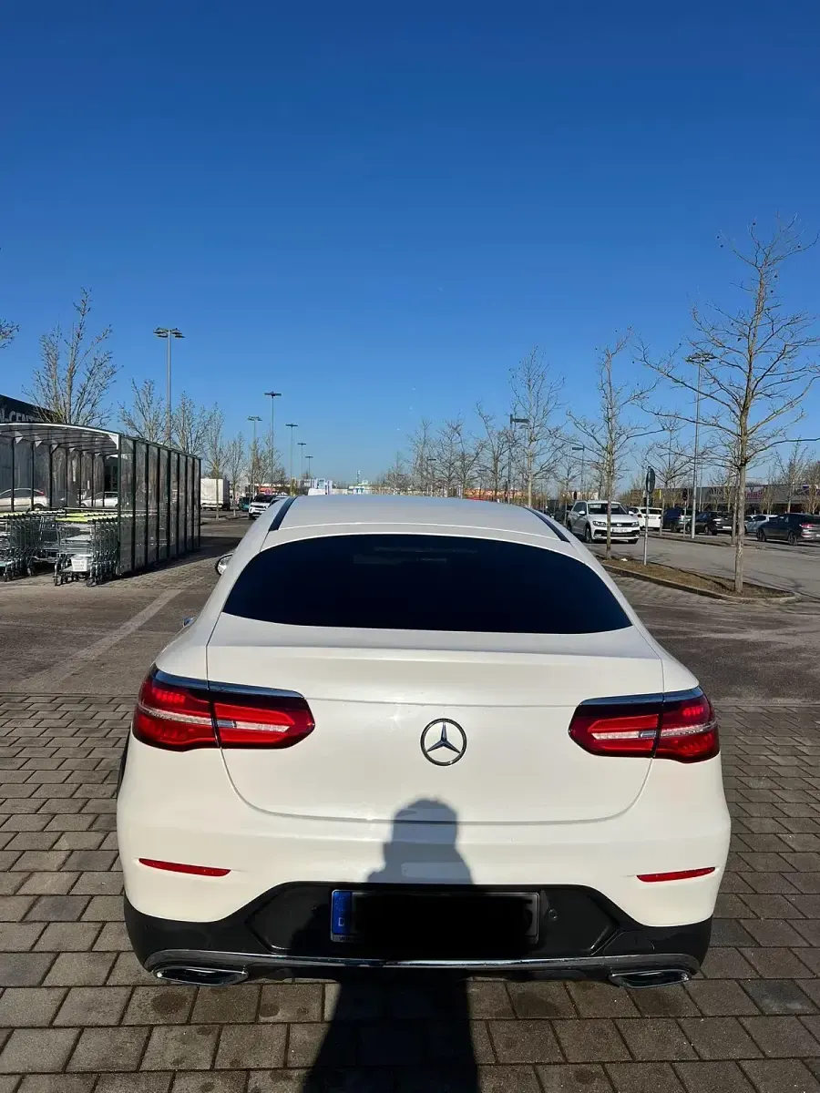 Gebraucht Mercedes E250 AMG line 204 PS (150 kW) 2016 Weiß Coupé