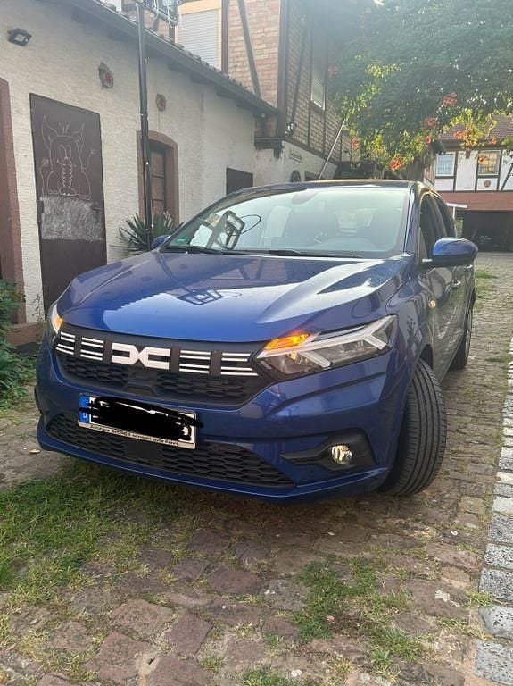 Blau Gebraucht 2023 Dacia Sandero Expression Kleinwagen | 17.000 € (Guter Preis) - Bild 1/4
