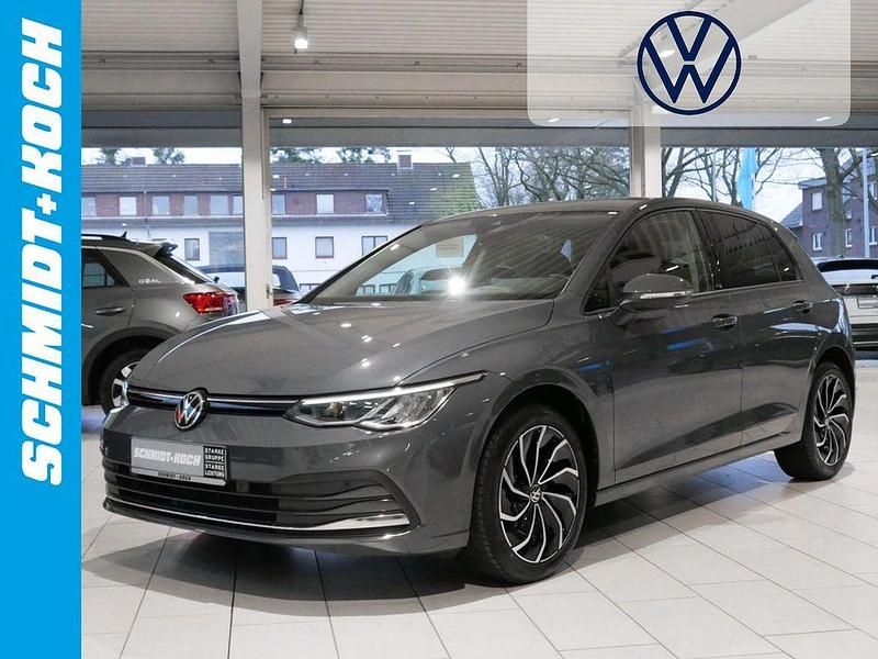 Grau Gebraucht 2021 VW Golf VIII Active Limousine | 21.990 € (Fairer Preis) - Bild 1/4