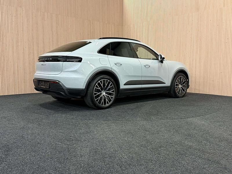Gebraucht Porsche Macan 284 kW (387 PS) 2025 Grau SUV