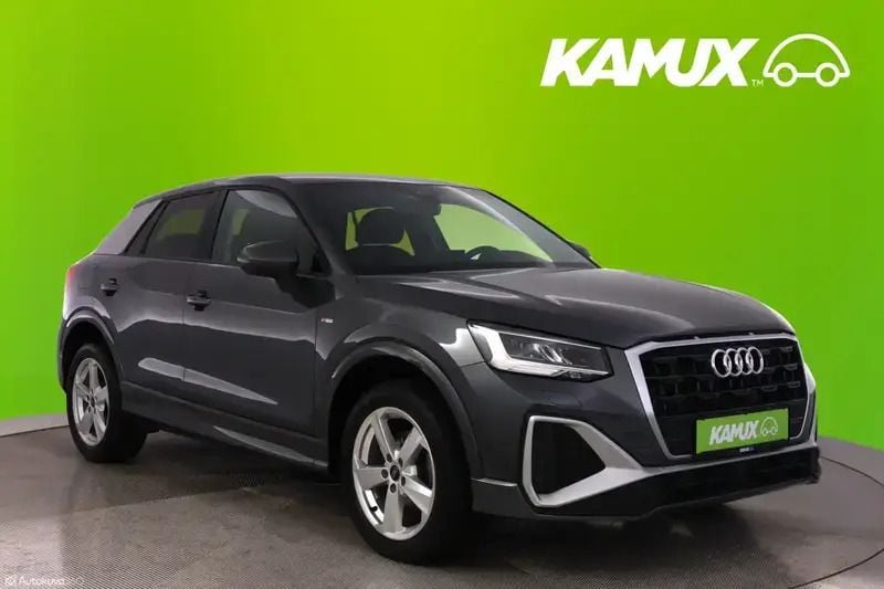 Silber / grau Gebraucht 2024 Audi Q2 S-Line SUV | 23.900 € (Superpreis) - Bild 1/4