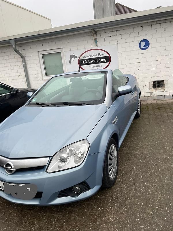 Blau Gebraucht 2005 Opel Tigra Cabrio | 450 € - Bild 1/4
