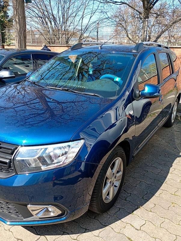 Gebraucht Dacia Logan MCV Stepway 95 PS (69 kW) 2017 Blau Kombi