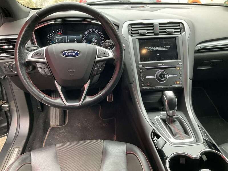 Grau Gebraucht 2019 Ford Mondeo ST-Line Kombi | 14.000 € (Guter Preis) - Bild 1/4