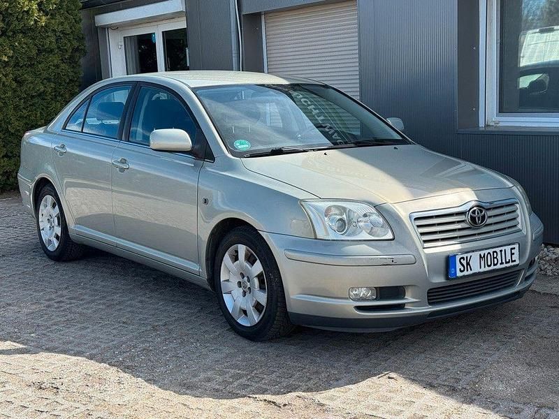 Gebraucht Toyota Avensis Sol 129 PS (94 kW) 2004 Grün Limousine