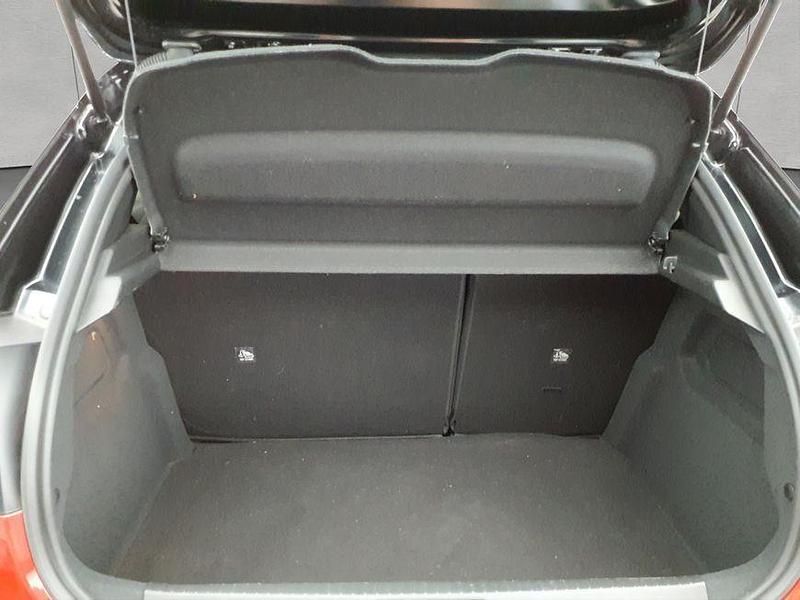 Gebraucht Opel Corsa 101 PS (74 kW) 2024 Rot Limousine