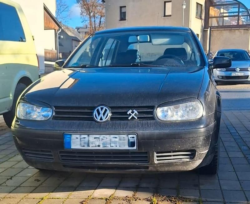 Schwarz Gebraucht 2002 VW Golf IV Kleinwagen | 390 € (Superpreis) - Bild 1/4