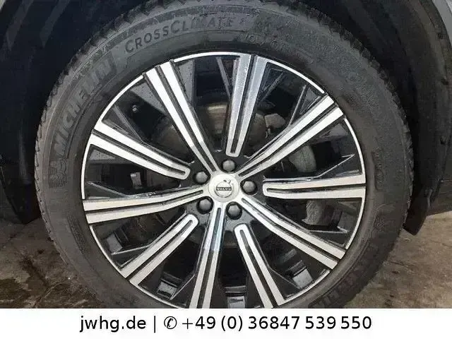Gebraucht Volvo XC90 Plus 235 PS (172 kW) 2024 Onyx black (metallic) SUV