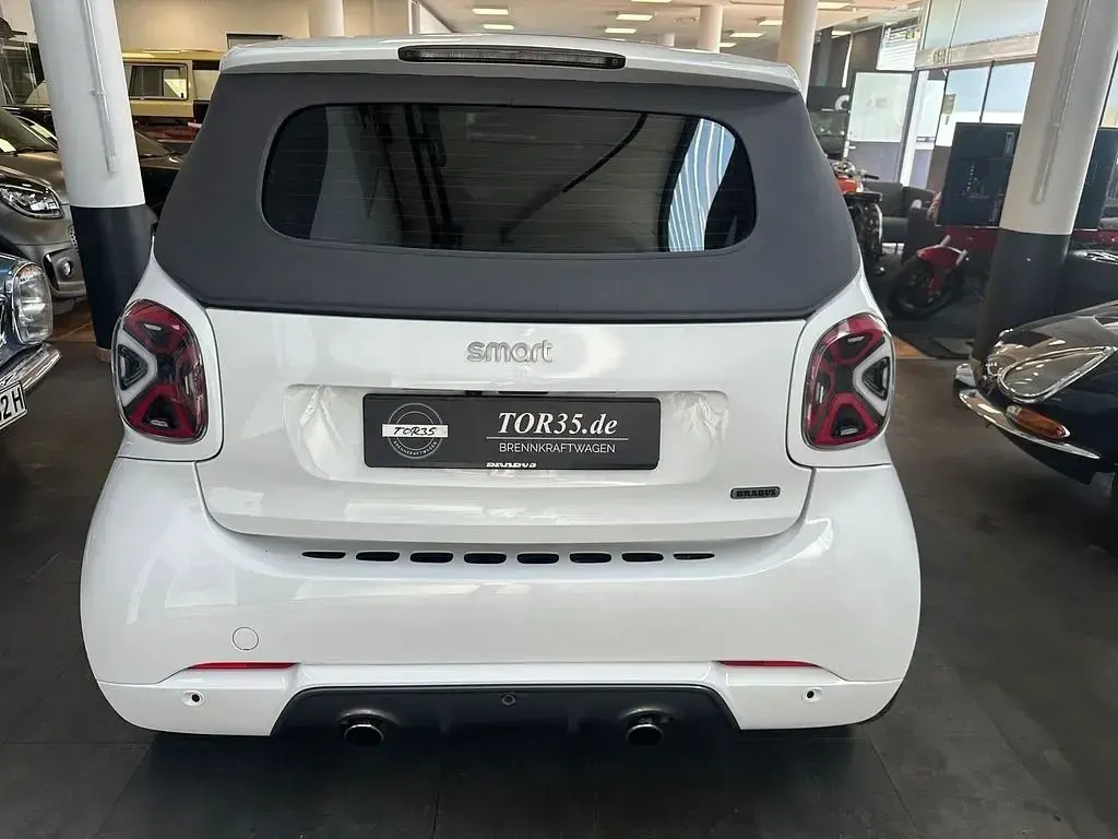 Gebraucht Smart ForTwo Cabrio Brabus Xclusive 109 PS (80 kW) 2018 Weiß Cabrio