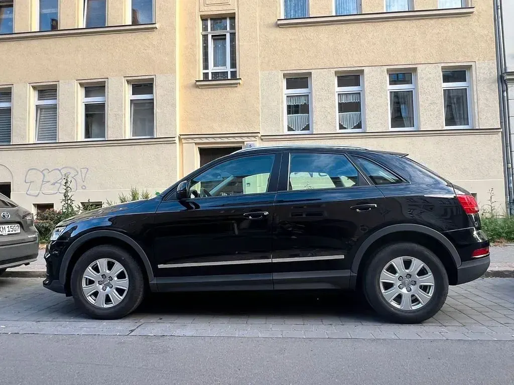 Gebraucht Audi Q3 150 PS (110 kW) 2015 Schwarz SUV