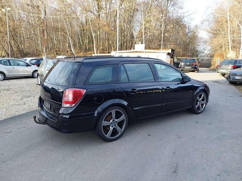 Gebraucht Opel Astra Cosmo 105 PS (77 kW) 2006 Schwarz Kombi