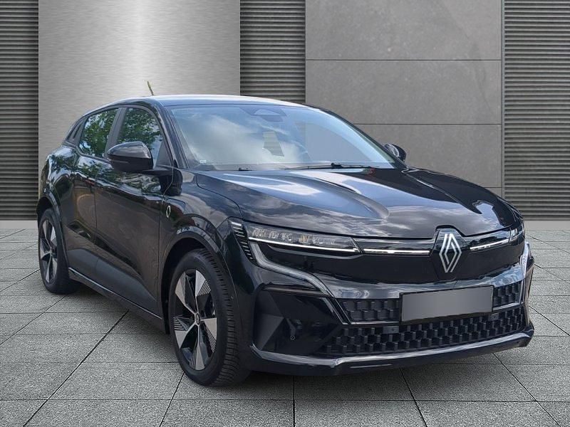 Schwarz metallic Gebraucht 2022 Renault Megane E-Tech Equilibre | 21.060 € (Superpreis) - Bild 1/1