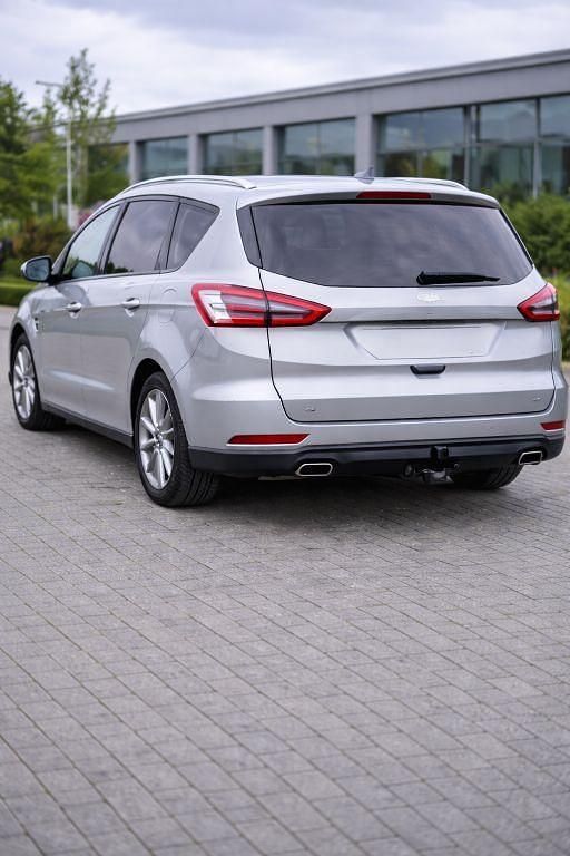 Używany Ford S-MAX Titanium 150 KM (110 kW) 2015 Szary Minivan