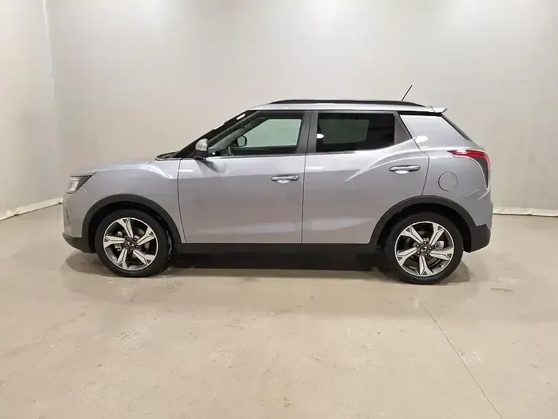 Gebraucht KGM Tivoli 2024 Grau SUV