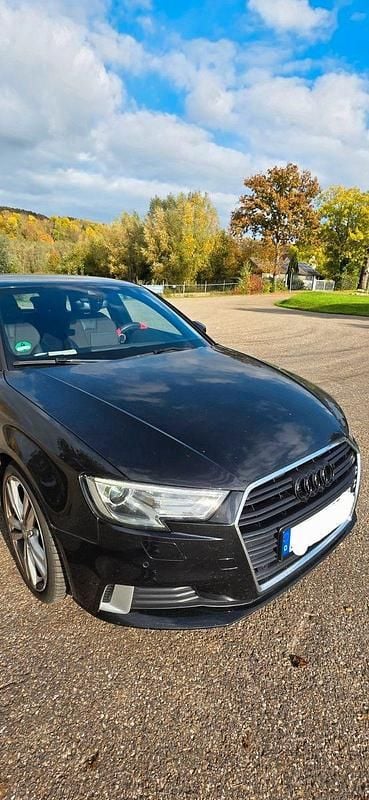 Schwarz Gebraucht 2020 Audi A3 Sportback S-Line Kleinwagen | 20.500 € (Guter Preis) - Bild 1/4