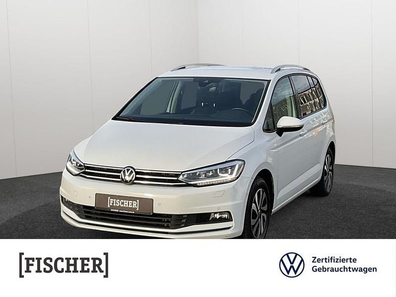 Gebraucht VW Touran Active 150 PS (110 kW) 2022 Weiss Van / Kleinbus