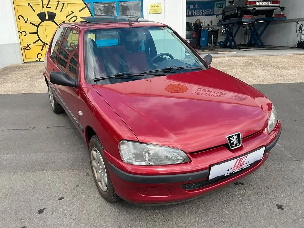 Gebraucht Peugeot 106 60 PS (44 kW) 2001 Rot Kleinwagen