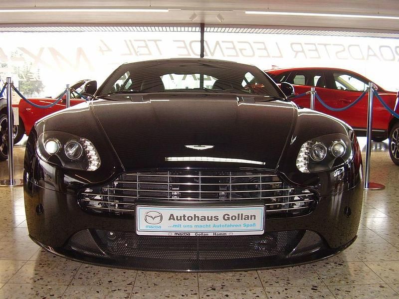 Schwarz Gebraucht 2011 Aston Martin V8 Vantage Coupé | 69.999 € (Guter Preis) - Bild 1/4