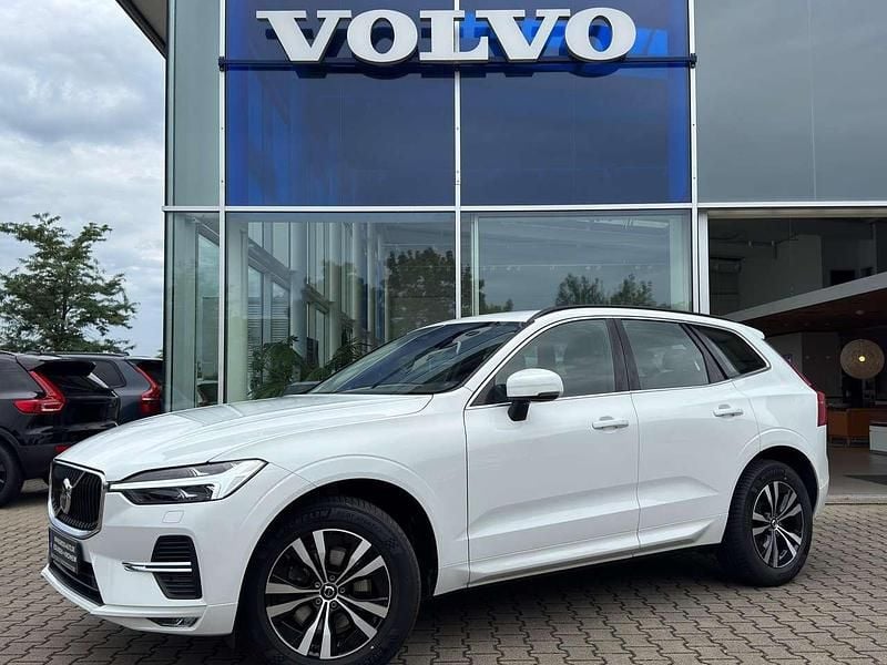 614 ice white Gebraucht 2022 Volvo XC60 Momentum SUV | 30.900 € (Guter Preis) - Bild 1/4