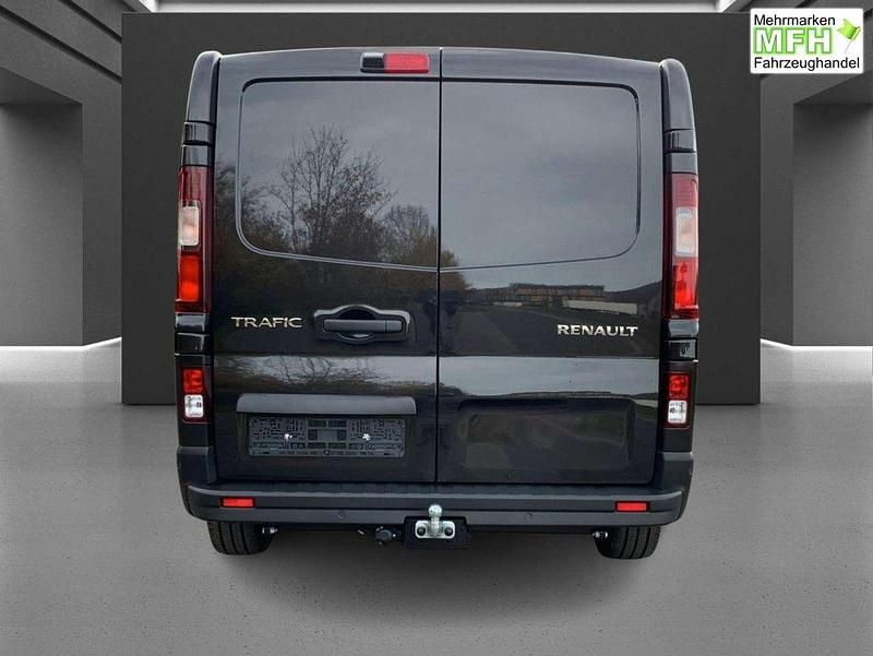 Neu Renault Trafic 170 PS (125 kW) 2025 Tenebroschwarz Van / Kleinbus