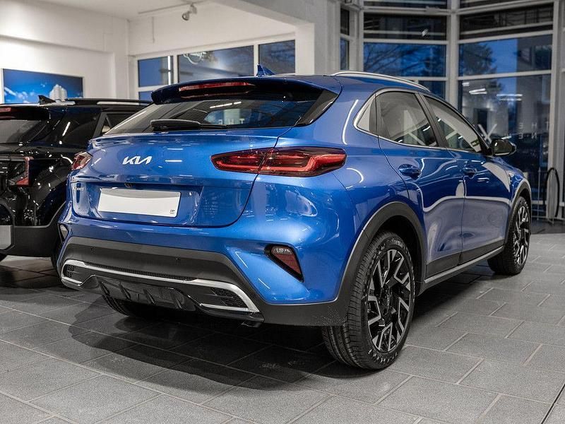 Neu Kia XCeed Vision 150 PS (110 kW) 2026 Blau SUV