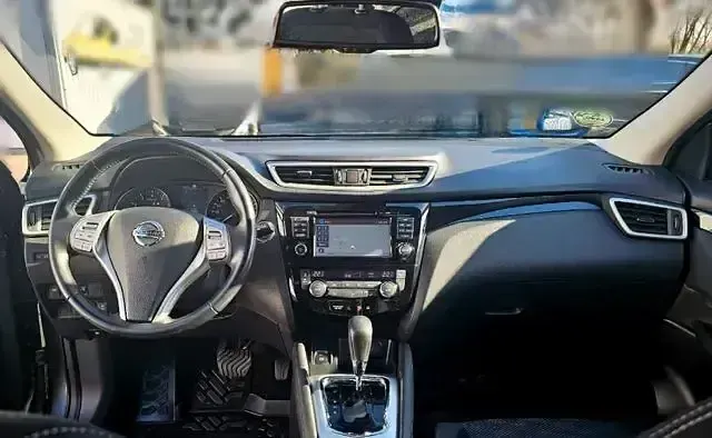 Gebraucht Nissan Qashqai N-Connecta 116 PS (85 kW) 2017 Grau SUV