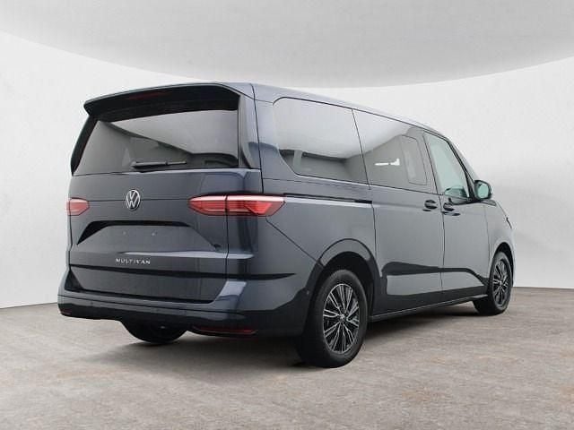 Gebraucht VW Multivan Life 150 PS (110 kW) 2025 Blau Van