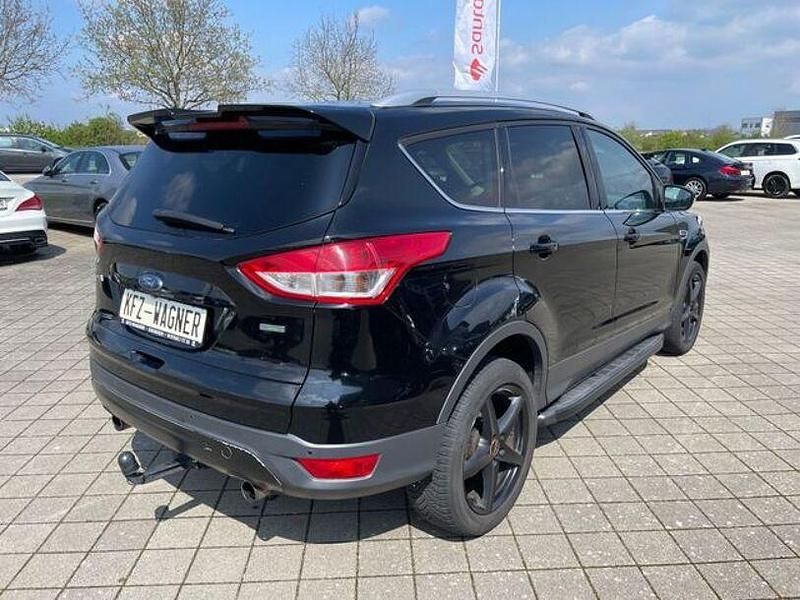 Gebraucht Ford Kuga Titanium 150 PS (110 kW) 2016 Schwarz SUV