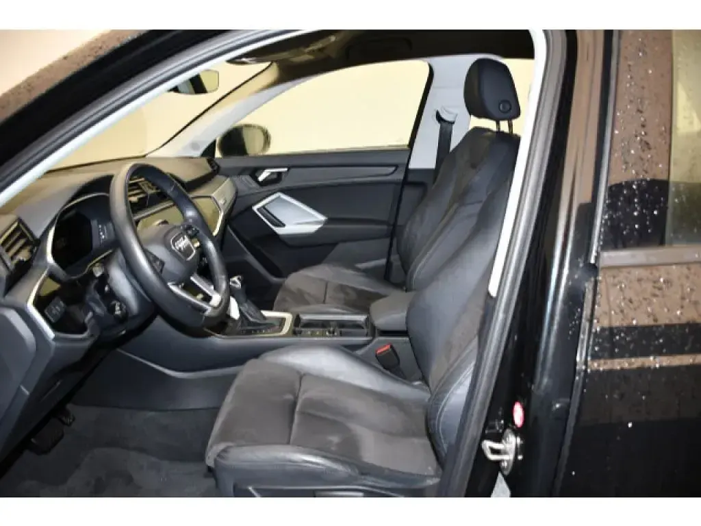 Gebraucht Audi Q3 S-Line 190 PS (139 kW) 2022 Mythosschwarz metallic SUV